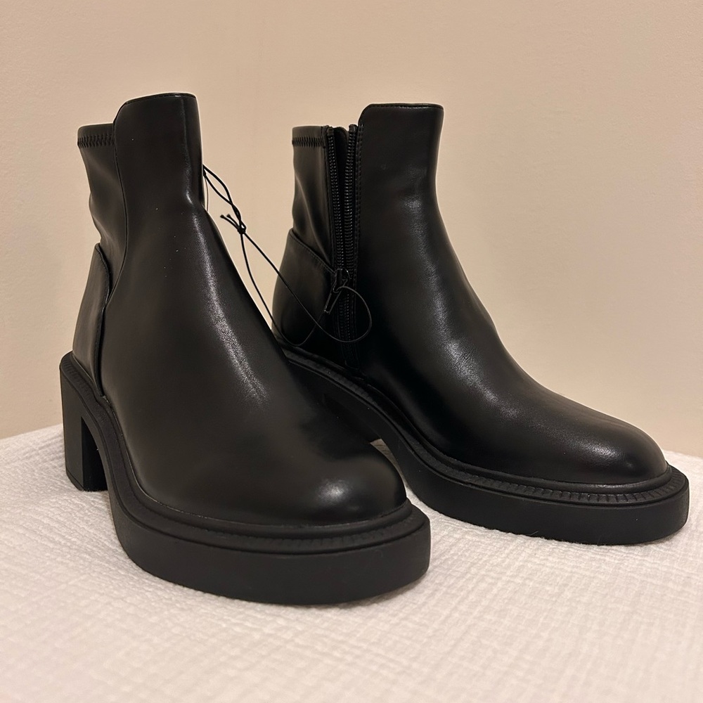 NWOT!  Madden Girl boots